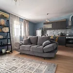 Skyline Retreat By Skanderbeg Tirana