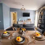 Skyline Retreat By Skanderbeg Tirana