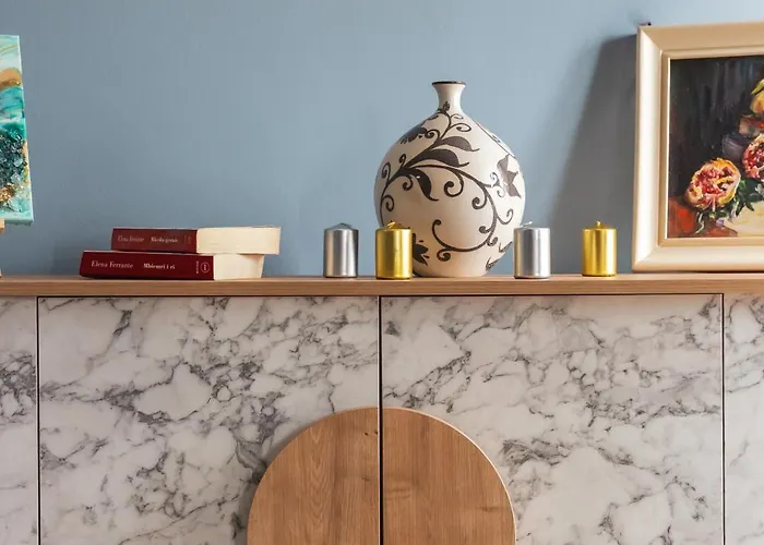 The Cloud Apartment *