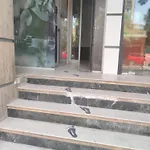 The Cloud טיראנה