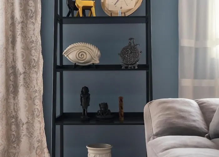 The Cloud * ティラナ